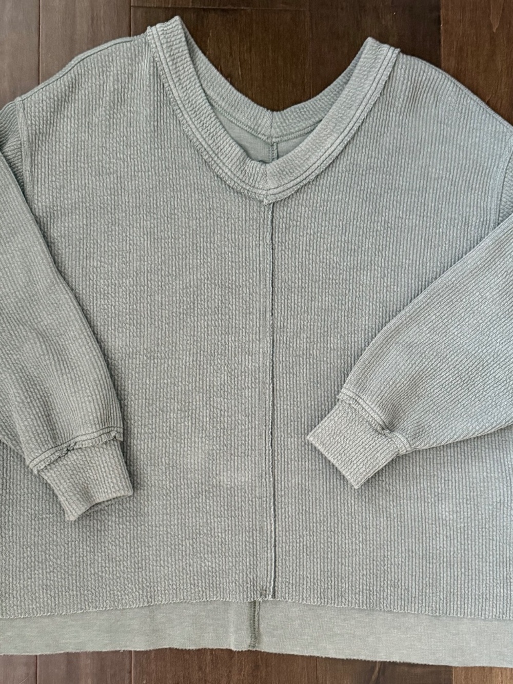 Aerie Oversized V-Neck Sweatshirt (Ribbed Heavyweight Material)